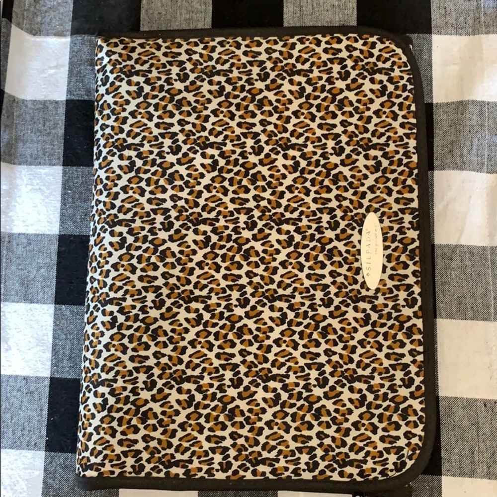 Silpada Jewelry organizer